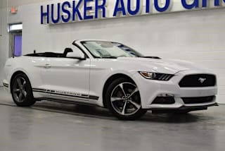 2015 Ford Mustang V6 1FATP8EM0F5372698 2015 Ford Mustang V6