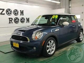 2009 MINI Cooper S WMWMF73569TT98209 2009 MINI Cooper S