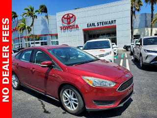 2015 Ford Focus SE 1FADP3F26FL356683 2015 Ford Focus SE