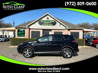 2018 Toyota RAV4 XLE 2T3WFREV6JW410302 2018 Toyota RAV4 XLE