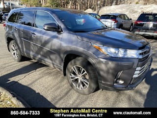 2017 Toyota Highlander LE 5TDBZRFH7HS446154 2017 Toyota Highlander LE