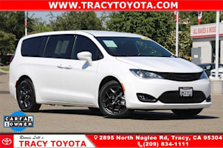 2019 Chrysler Pacifica Touring Plus 2C4RC1FGXKR609257 2019 Chrysler Pacifica Touring Plus