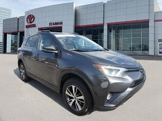 2018 Toyota RAV4 XLE JTMWFREV9JJ165266 2018 Toyota RAV4 XLE