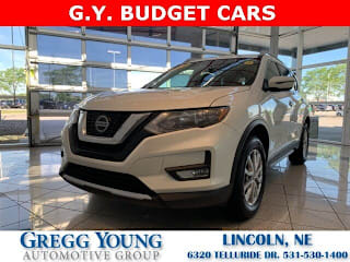 2018 Nissan Rogue SV 5N1AT2MV1JC748720 2018 Nissan Rogue SV