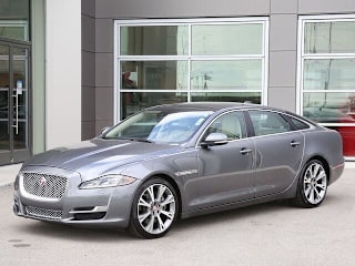 2019 Jaguar XJL Portfolio SAJWJ2GDXK8W20226 2019 Jaguar XJL Portfolio