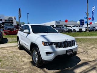 2018 Jeep Grand Cherokee Laredo E 1C4RJFAG3JC258029 2018 Jeep Grand Cherokee Laredo E