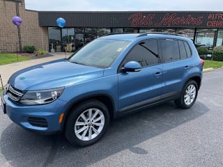 2017 Volkswagen Tiguan 2.0T Limited S 4Motion WVGBV7AX7HK052297 2017 Volkswagen Tiguan 2.0T Limited S 4Motion