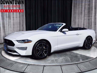 2018 Ford Mustang 1FATP8UH6J5166458 2018 Ford Mustang