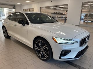 2019 Volvo S60 7JRBR0FM4KG018490 2019 Volvo S60