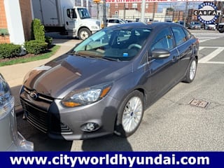 2014 Ford Focus 1FADP3J24EL255082 2014 Ford Focus