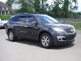 2017 Chevrolet Traverse LT 1GNKRHKD8HJ256266 2017 Chevrolet Traverse LT