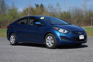 2016 Hyundai Elantra SE KMHDH4AE8GU571830 2016 Hyundai Elantra SE