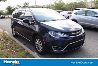 2018 Chrysler Pacifica Touring L 2C4RC1BG5JR279743 2018 Chrysler Pacifica Touring L