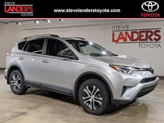 2018 Toyota RAV4 LE 2T3ZFREV8JW486522 2018 Toyota RAV4 LE