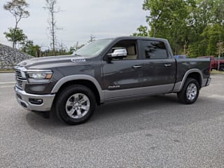 2020 Ram Pickup 1500 1C6RREJT1LN421324 2020 Ram Pickup 1500