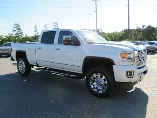 2018 GMC Sierra 2500HD Denali 1GT12UEYXJF278388 2018 GMC Sierra 2500HD Denali