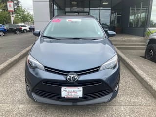 2017 Toyota Corolla LE 2T1BURHE1HC960558 2017 Toyota Corolla LE