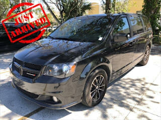 2018 Dodge Grand Caravan 2C4RDGEG2JR284345 2018 Dodge Grand Caravan