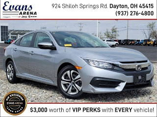 2018 Honda Civic LX 19XFC2F52JE018606 2018 Honda Civic LX