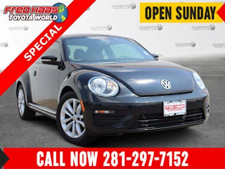 2017 Volkswagen Beetle 1.8T S 3VWF17AT3HM627936 2017 Volkswagen Beetle 1.8T S