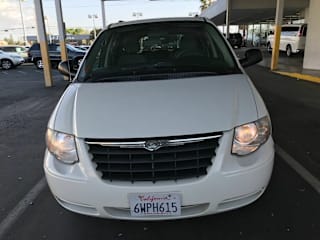 2007 Chrysler Town and Country 2A4GP44R17R268818 2007 Chrysler Town and Country