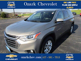 2019 Chevrolet Traverse LT Cloth 1GNERGKW0KJ240255 2019 Chevrolet Traverse LT Cloth