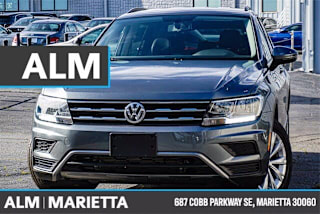 2018 Volkswagen Tiguan 3VV2B7AX3JM123654 2018 Volkswagen Tiguan