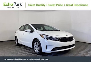 2017 Kia Forte 3KPFK4A70HE080393 2017 Kia Forte