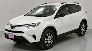 2017 Toyota RAV4 LE JTMZFREV0HJ123981 2017 Toyota RAV4 LE