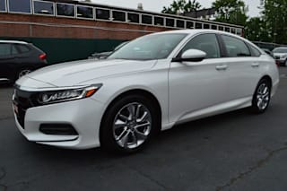 2018 Honda Accord LX 1HGCV1F12JA260319 2018 Honda Accord LX