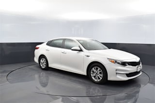 2018 Kia Optima KNAGT4L36J5235958 2018 Kia Optima