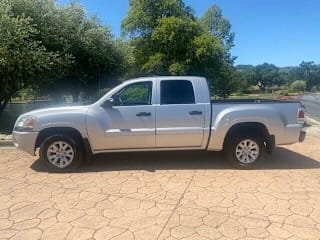 2006 Mitsubishi Raider LS 1Z7HC28K96S578658 2006 Mitsubishi Raider LS