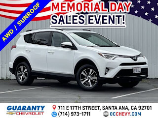 2017 Toyota RAV4 XLE 2T3RFREV9HW560766 2017 Toyota RAV4 XLE