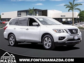 2018 Nissan Pathfinder SV 5N1DR2MM4JC631782 2018 Nissan Pathfinder SV