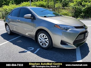 2018 Toyota Corolla LE 2T1BURHE5JC114147 2018 Toyota Corolla LE