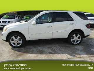 2008 Mercedes-Benz M-Class ML 350 4JGBB86E88A326313 2008 Mercedes-Benz M-Class ML 350