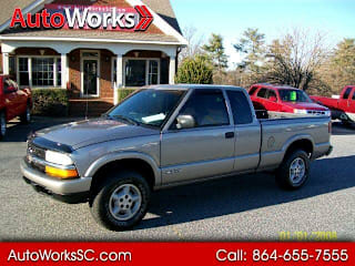 2003 Chevrolet S-10 1GCDT19X438179020 2003 Chevrolet S-10