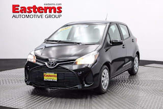 2017 Toyota Yaris 5-Door LE VNKKTUD35HA072904 2017 Toyota Yaris 5-Door LE