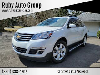 2017 Chevrolet Traverse LT 1GNKRGKD5HJ348834 2017 Chevrolet Traverse LT