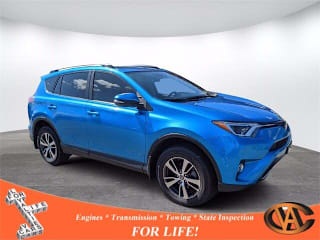 2018 Toyota RAV4 XLE JTMWFREV2JJ734734 2018 Toyota RAV4 XLE
