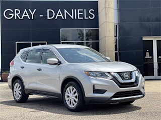 2017 Nissan Rogue S 5N1AT2MT9HC833555 2017 Nissan Rogue S