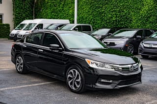2017 Honda Accord EX 1HGCR2F71HA303055 2017 Honda Accord EX