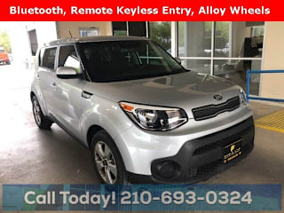2017 Kia Soul KNDJN2A29H7471004 2017 Kia Soul