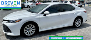 2018 Toyota Camry LE 4T1B11HK7JU065287 2018 Toyota Camry LE