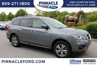 2018 Nissan Pathfinder SL 5N1DR2MM2JC621221 2018 Nissan Pathfinder SL