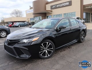2018 Toyota Camry 4T1B11HK4JU147333 2018 Toyota Camry