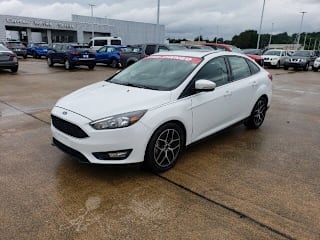 2018 Ford Focus SEL 1FADP3H20JL275698 2018 Ford Focus SEL