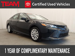 2019 Toyota Camry LE 4T1B11HK8KU688970 2019 Toyota Camry LE