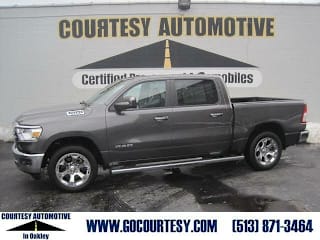 2019 Ram Pickup 1500 1C6SRFFT2KN557394 2019 Ram Pickup 1500