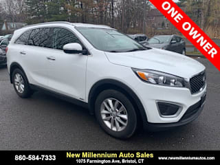 2018 Kia Sorento LX 5XYPGDA34JG427557 2018 Kia Sorento LX